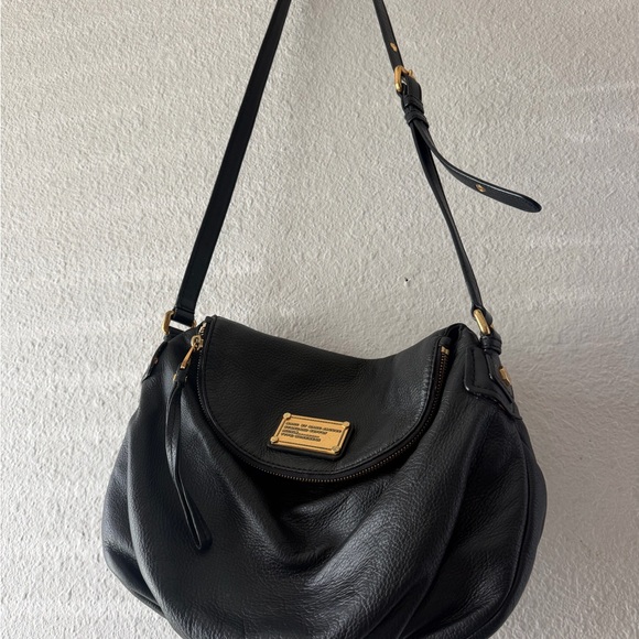 Marc Jacobs Black Leather Hobo Bag with Gold Accents - Picture 2 of 15